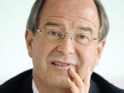 Die Bundesanwaltschaft hat unter anderem gegen den ehemaligen Schweizer FIFA-Funktionär Urs Linsi Anklage erhoben. (Bild: Keystone/WALTER BIERI)