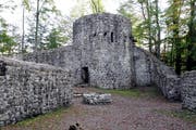 Für Abenteuerlustige: Die Wildenburg. (Bild: Werner Schelbert, Baar, 12. Oktober 2012)