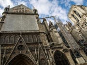 Ab kommender Woche soll der wegen der Gefahr von Bleivergiftungen gestoppte Wiederaufbau der Pariser Kathedrale Notre-Dame wieder aufgenommen werden. (Bild: KEYSTONE/EPA/CHRISTOPHE PETIT TESSON)