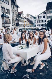 So sah das «Dîner en Blanc» in St. Gallen aus. (Bild: PD)