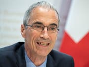 Der Direktor der Eidgenössischen Finanzdirektion, Serge Gaillard, sieht bei der Lohnhöhe kein Problem im öffentlichen Bereich, eine Kaderstelle zu besetzen. (Bild: KEYSTONE/PETER SCHNEIDER)