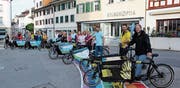 Die Lehrer begeben sich mit dem Velo auf einen Ausflug rund um Wil. Bild: Hans Suter