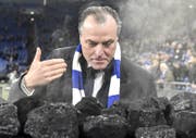 Mag den Geruch von Kohle: Schalke-Boss Clemens Tönnies. (Bild: Keystone)