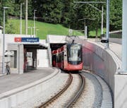 Von der Haltestelle Riethüsli geht es direkt in den Ruckhaldetunnel. Bild: Lisa Jenny