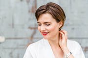 «Nennen Sie mich undankbar oder schnöde, aber ich fand Männer, die mir grosse Geschenke machten, immer suspekt.» (Bild: Sandra Ardizzone)