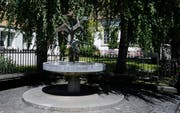 Zum Gedenken an den ersten «Wilägerer» Pfarrer: Maria Luisa Wigets Fliegauf-Brunnen. (Bild: Stefan Kaiser, Unterägeri, 9. August 2019)