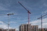 Nur die Bauwirtschaft boomt seit Jahren. (Bild: Pius Amrein)
