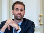 Der Genfer Regierungspräsident Antonio Hodgers hat vergangene Woche bekannt gemacht, dass nicht weniger als die Hälfte der gewählten Exekutivmitglieder von Stadt und Kanton Genf mit der Justiz zu tun haben. (Bild: KEYSTONE/MARTIAL TREZZINI)