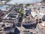Die Zürcher Stimmberechtigten wollen eine Abwanderung der Unternehmen verhindern und sagen Ja zur Steuervorlage. Kanton und Gemeinden entstehen dadurch Steuerausfälle in der Höhe von rund 500 Millionen Franken. (Bild: KEYSTONE/GAETAN BALLY)