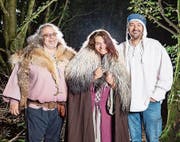 Freuen sich auf das dritte Zuger Mittelalterfest (von links): Marcel Arpagaus, Sandra Egger und Roger Theiler (OK-Präsident). (Bild: PD)