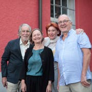 Der Initiant des Benefizkonzerts Hans Jörg Jans mit Maria Egli vom Hilfswerk der Kirchen Uri sowie Sängerin Eva Wymola und Flötist Martin Giese (von links). (Bild: Florian Arnold, Altdorf, 3. September 2019)