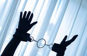 Laut des Beschuldigten waren die sexuellen Handlungen einvernehmlich. (Bild: getty)