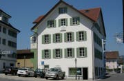 Auch dieses Haus am Dorfplatz 2 in Beckenried steht unter Denkmalschutz. Archivbild: PD