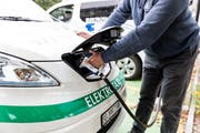 Elektroautos sollen ihre eigenen Parkplätze bekommen. (Bild: Mareycke Frehner)