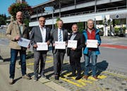 Christian Oertle, Hans Hagmann, Mathias Steinhauer, Marco Sessa und Peter Federer vom Komitee «Pro Bahnhof Herisau». (Bild: Karin Erni)