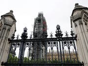 Die von Premierminister Boris Johnson angeordnete Zwangspause für das britische Parlament verstösst nach Ansicht eines schottischen Berufungsgerichts gegen das Gesetz. Das Bild zeigt das Parlamentsgebäude in London. (Bild: KEYSTONE/AP/KIRSTY WIGGLESWORTH)