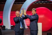 Nominiert: Verwaltungsratspräsident Christoph Meyer (rechts) und CEO Tobias Meyer vom Luzerner Lüftungsspezialisten Seven-Air, hier beim Empfang des Prix SVC Zentralschweiz 2018 im KKL Luzern. (Bild: Dominik Wunderli, 12. Juni 2018)