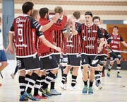 Bestreitet seine erste Saison mit Sarnen: der 34-jährige Verteidiger Jaska Kunelius (rechts).Bild: pd