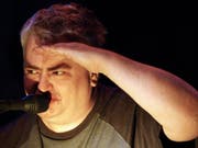 Sänger Daniel Johnston bei einem Auftritt 2008 im Club El Local in Zürich. (Bild: KEYSTONE/ALESSANDRO DELLA BELLA)
