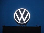 Volkswagen hat nach eigener Darstellung in neueren Dieselautos keine unzulässigen Abschaltvorrichtungen zur Manipulation der Abgaswerte eingebaut. (Bild: KEYSTONE/EPA/JONAS NOLDEN)