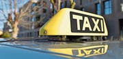 Von einem Taxifahrer liessen sich die Beschuldigten nach Uzwil fahren, um eine Waffe zu besorgen. (Bild: Max Eichenberger (9. Januar 2018))
