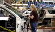 Jedes Jahr sterben in Amerika 40 bis 50 Kleinkinder in überhitzten Autos. Nun wollen die Hersteller dagegen vorgehen. (Bild: Keystone)