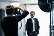 Investiert 300 000 Franken: Der Aargauer SP-Nationalrat und Ständeratskandidat Cédric Wermuth. Ein grosser Teil dieser Summe kommt von Kleinspendern. (KEYSTONE/Peter Schneider)