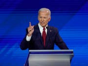 Bekam bei einer TV-Debatte erneut Kritik von seinen innerparteilichen Konkurrenten ab: der frühere US-Vizepräsident und Präsidentschaftsbewerber Joe Biden. (Bild: KEYSTONE/AP/DAVID J. PHILLIP)