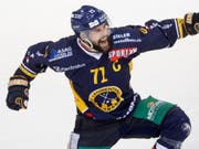 Captain Stefan Tschannen kann auch in der neuen Saison mit Langenthal bereits wieder jubeln (Bild: KEYSTONE/MARCEL BIERI)