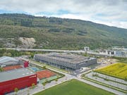 Das neue Georg-Fischer-Werk gleich neben der Autobahn, welche in Richtung Berner Jura führt. (Bild: GEORG FISCHER/ZVG)