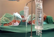 Weil Organspende Leben rettet, mehr Menschen zum Spenden bewegen. Bild: KEY/Gaetan Bally)