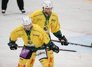 Kellen Jones (vorne) und Captain Patrick Parati behielten kühlen Kopf in der hitzigen Atmosphäre der Grabenhalle in Sierre. (Bild: Mario Gaccioli, Kreuzlingen, 18. August 2019)