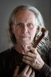 Paul Giger, Violinist, Klang- und Improvisationskünstler. Bild: Michel Canonica