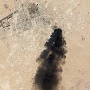 Ein Satellitenbild zeigt das Ausmass der Explosion. (Bild: Keystone)