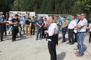 Justizdirektorin Heidi Z’graggen freute sich, dass sie an diesem wunderbaren Herbsttag im Maderanertal dabei sein konnte. (Bild: Paul Gwerder, 14. September 2019)