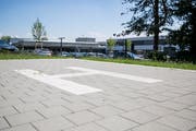 In das Spital Wil wurden zwar unlängst knapp 10 Millionen Franken investiert. Dennoch der Bau von 1970 ist in die Jahre gekommen. Um das Jahr 2025 steht ein Totalumbau oder Neubau an. (Bild: Mareycke Frehner)