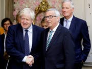 Der britische Premier Johnson und EU-Kommissionschef Juncker haben erstmals direkte Gespräch geführt seit Johnson im Juli Premierminister wurde. Das Treffen blieb jedoch ohne Durchbruch. Juncker erklärte, die EU-Kommission werde nun rund um die Uhr gesprächsbereit sein. (Bild: KEYSTONE/AP/OLIVIER MATTHYS)