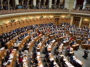 Diese Sessel sind begehrt: Über 4650 Frauen und Männer bewerben sich für einen Platz im Nationalrat. So viele wie noch nie. (Bild: KEYSTONE/LUKAS LEHMANN)