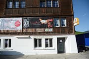 Die ehemalige «Chemihötte» wird derzeit zu «Sascha’s Piano-Alp» umgebaut. Bild: Karin Erni