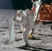 Erste Mondlandung 1969: Manche glauben, sie sei in Wahrheit in der Area 51 gefilmt worden. (Bild: Keystone/NASA)