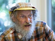 Der Initiant der Hornkuh-Initiative Armin Capaul hat eine Auszeichnung für sein Tierschutz-Engagement erhalten. (Bild: KEYSTONE/PETER KLAUNZER)