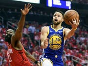 NBA-Superstar Stephen Curry (am Ball) will 2020 bei Olympia in Tokio dabei sein (Bild: KEYSTONE/FR171023 AP/ERIC CHRISTIAN SMITH)