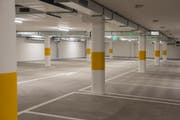 Kurz vor der Eröffnung: das leere Altstadt-Parkhaus. (Bild: Reto Martin)