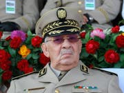 Der algerische Armeechef Ahmed Gaïd Salah will Demonstrationen in der Hauptstadt Algier verhindern. (Bild: KEYSTONE/AP/ANIS BELGHOUL)