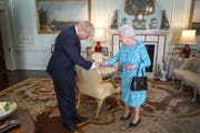 Hat Johnson die Queen belogen? Darüber entscheidet das Gericht. (Bild Keystone)