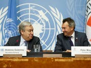 Uno-Generalsekretär Antonio Guterres und IKRK-Präsident Peter Maurer verlangen ein Ende von Luftangriffen auf Städte. Angriffe auf Zivilisten seien durch das humanitäre Völkerrecht «strengstens untersagt». (Bild: KEYSTONE/SALVATORE DI NOLFI)