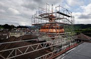 Die Seitenkuppeln sind noch immer eingerüstet. (Bild: Stefan Kaiser, Menzingen, 9. September 2019)
