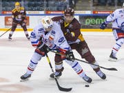 Marcus Krüger (vorne) fehlte den ZSC Lions rund zwei Wochen (Bild: KEYSTONE/SALVATORE DI NOLFI)
