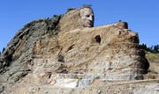 Die Antwort der Ureinwohner: Gleich neben Mount Rushmore entsteht das Crazy Horse Memorial. Bild: dwe