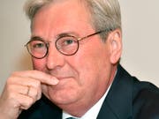 Clariant-CEO Hariolf Kottmann hatte dem Schweizer Fernsehen zu viele börsenrelevante Informationen zukommen lassen. (Bild: KEYSTONE/WALTER BIERI)